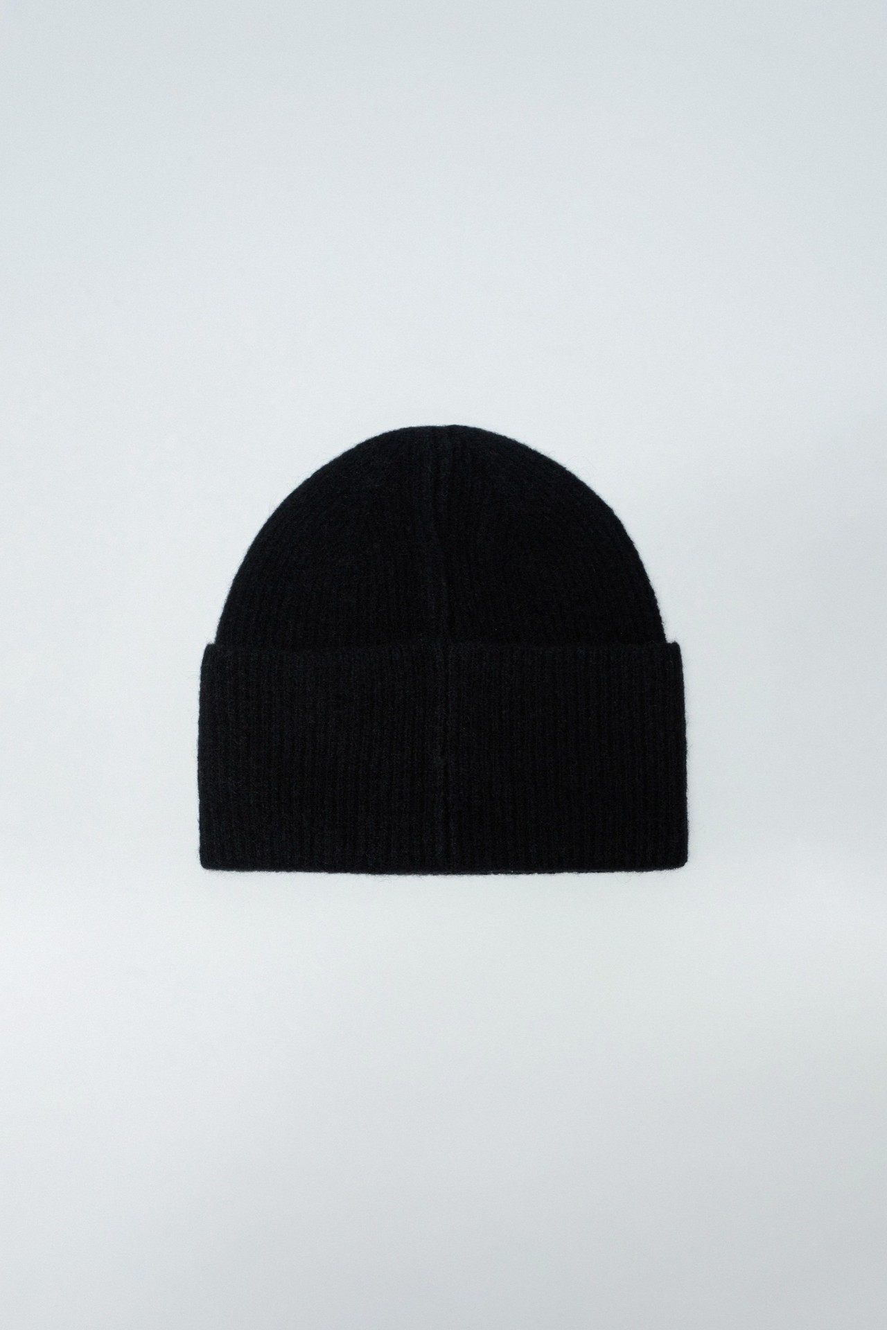 BEANIE WITH WOOL