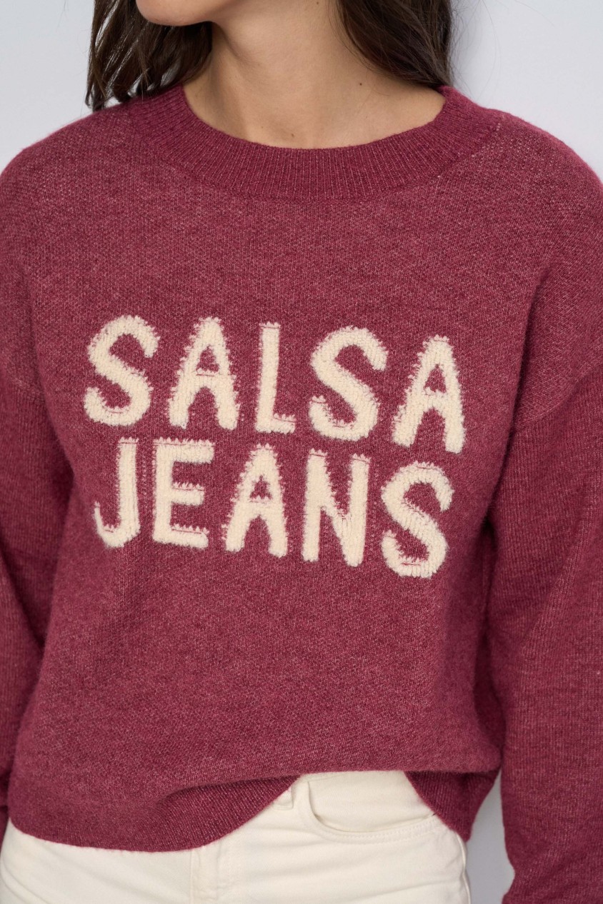 PULLOVER AUS STRICK MIT BRANDING