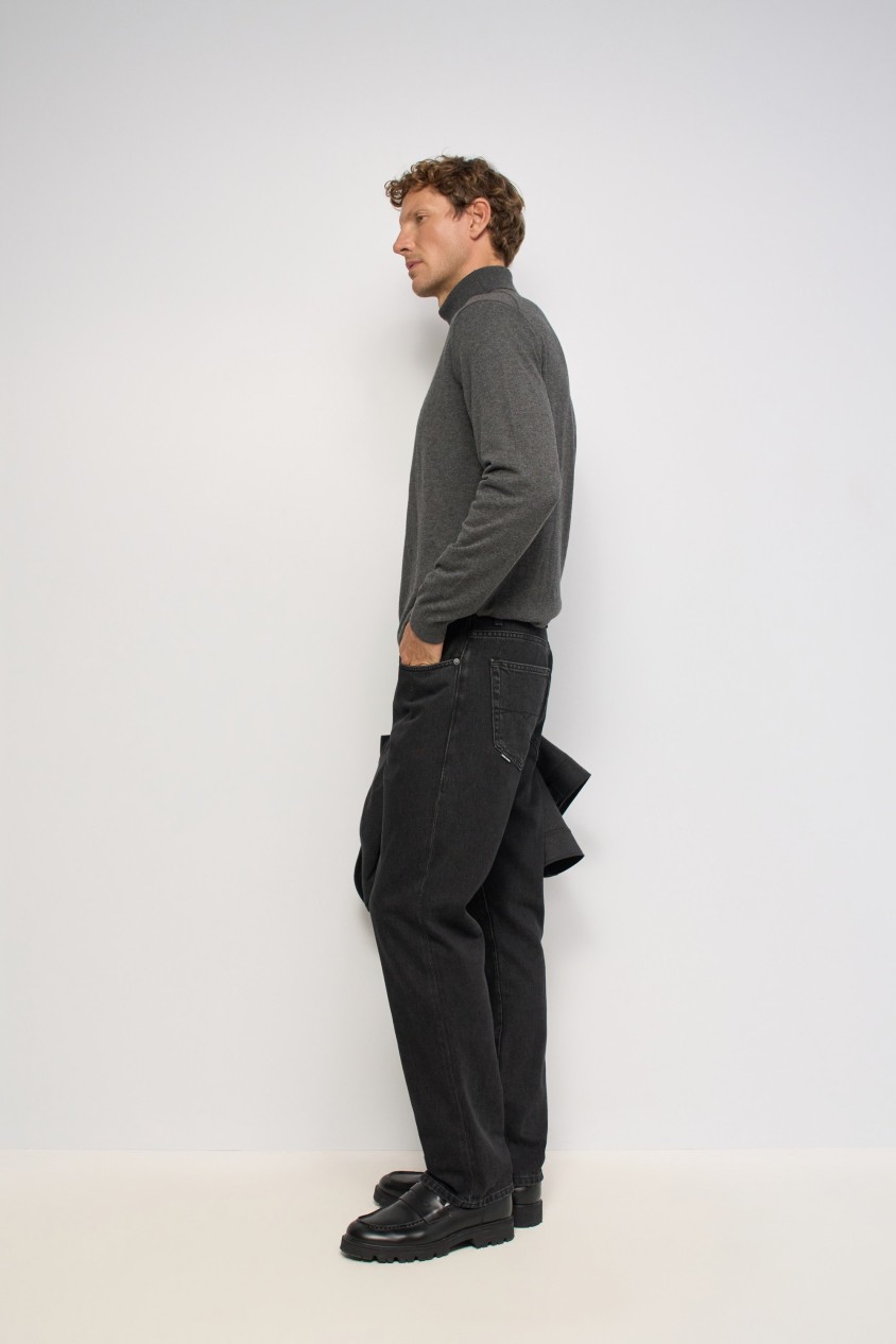 VAQUEROS STRAIGHT FIT