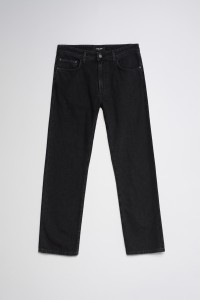 STRAIGHT FIT JEANS