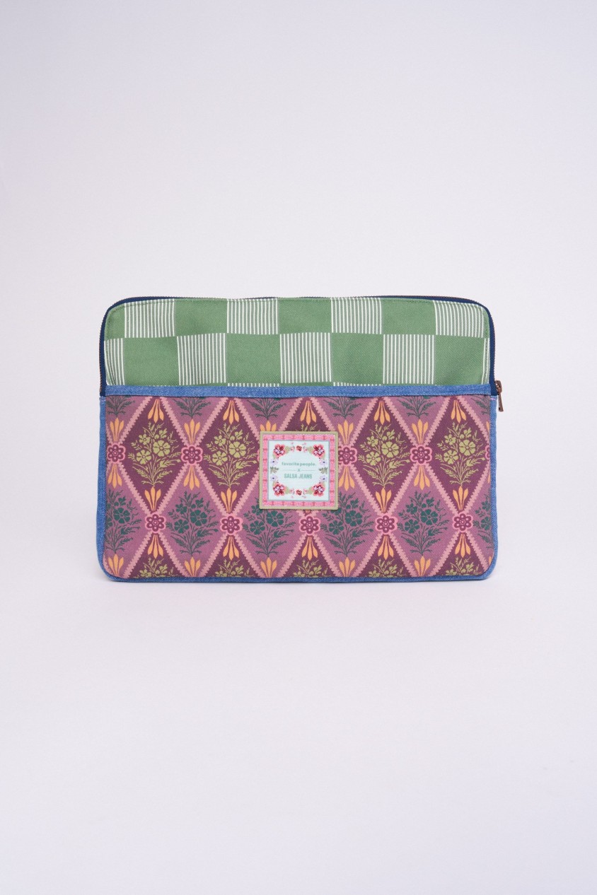CAPA PARA PORT�TIL FAVORITE PEOPLE X SALSA JEANS