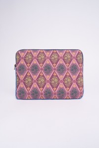 CAPA PARA PORT�TIL FAVORITE PEOPLE X SALSA JEANS