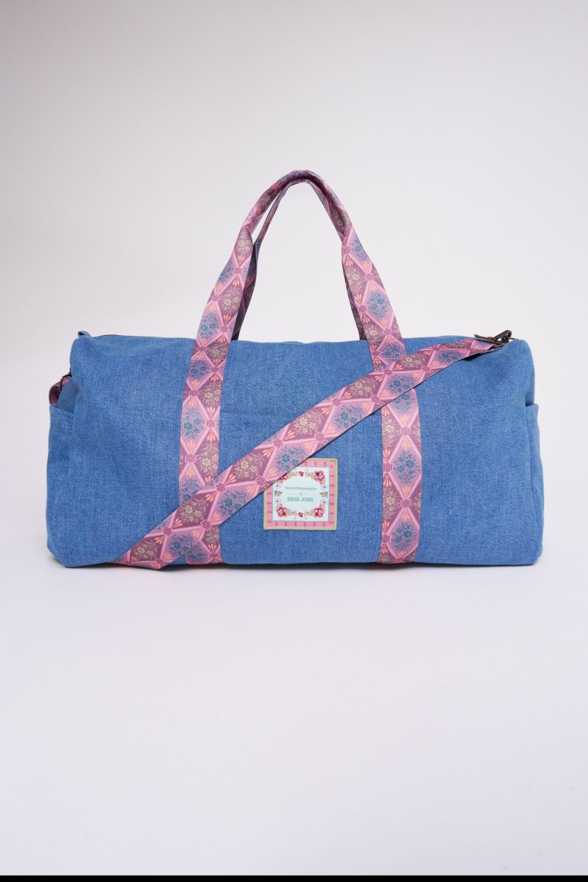 SACO EM DENIM FAVORITE PEOPLE X SALSA JEANS