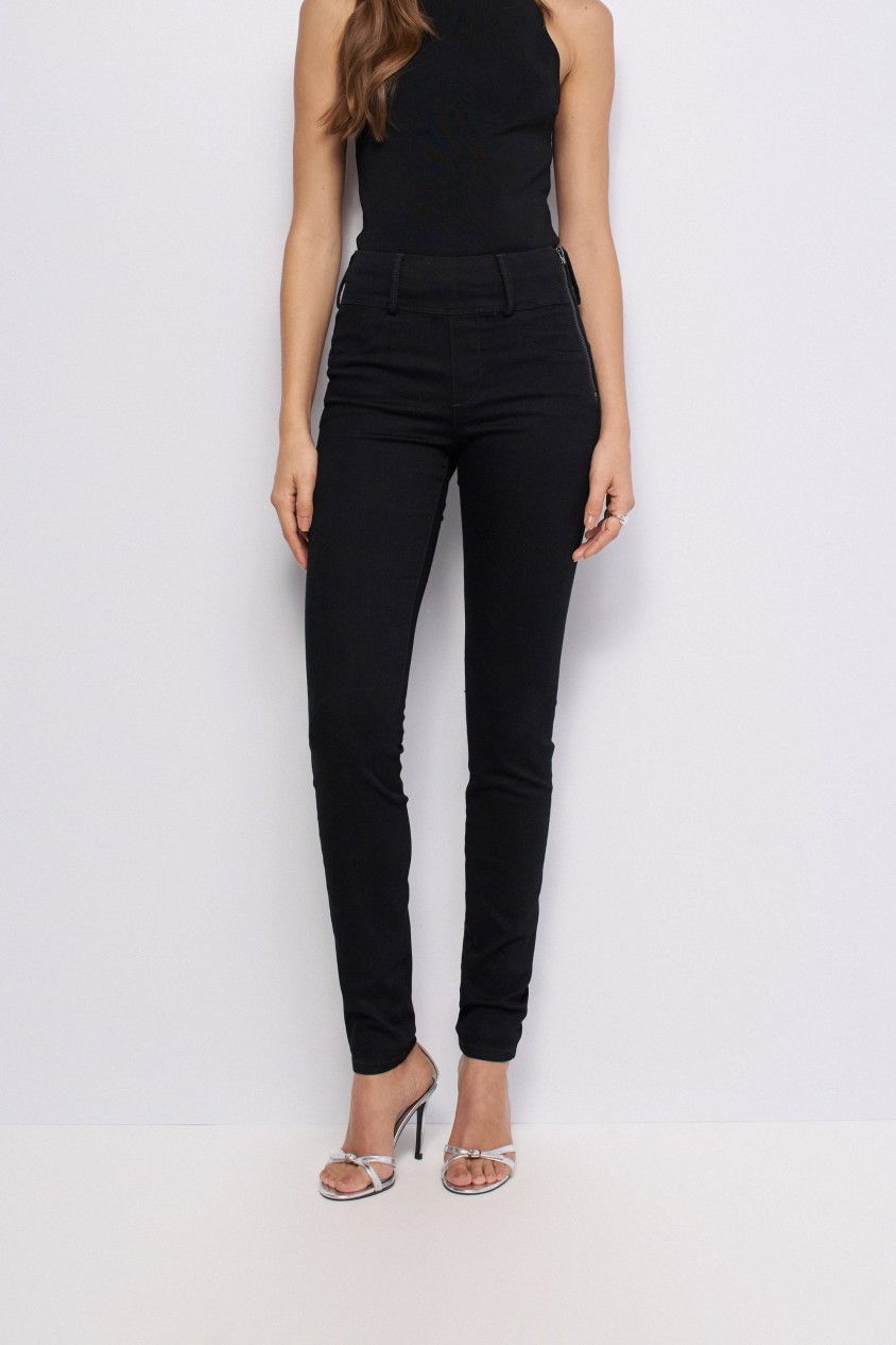 SECRET SILHOUETTE PUSH IN SKINNY