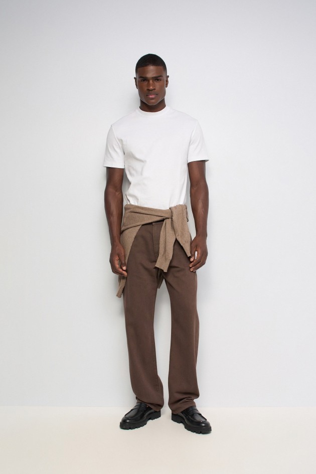 STRAIGHT FIT JEANS