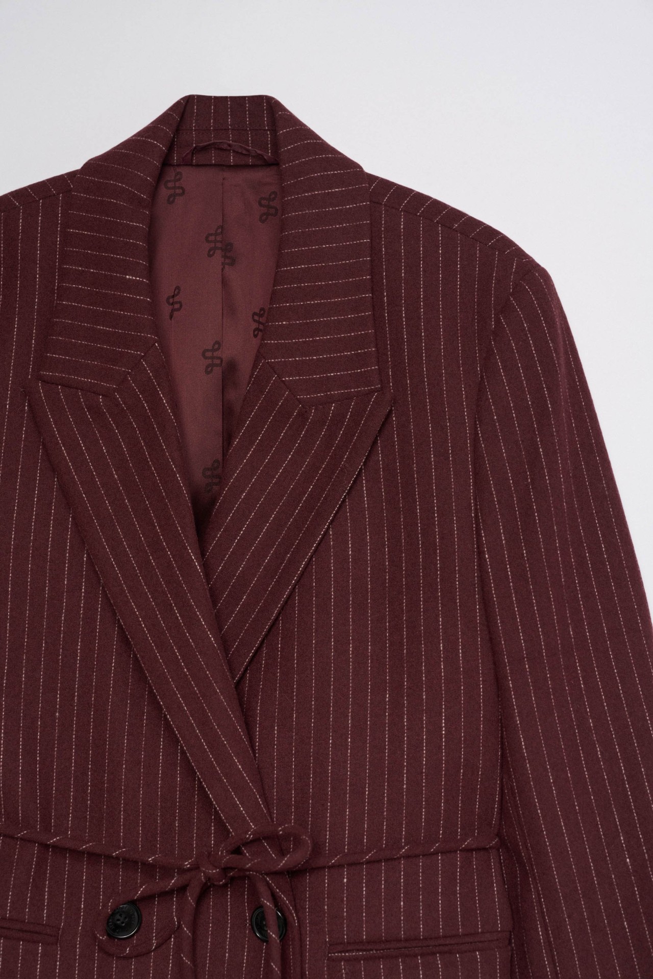 BLAZER DE RAYAS