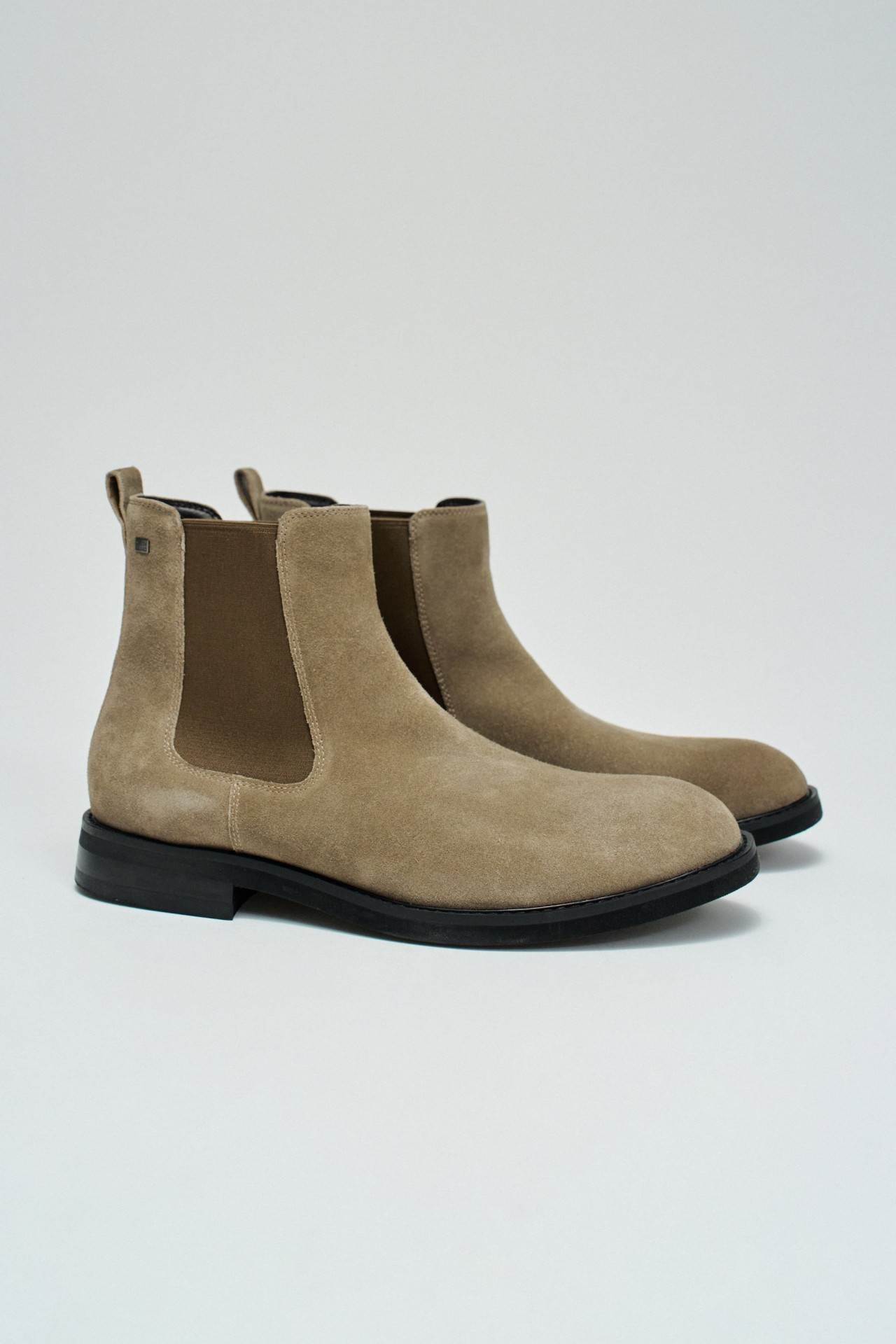 CHELSEA BOOTS VAN LEER
