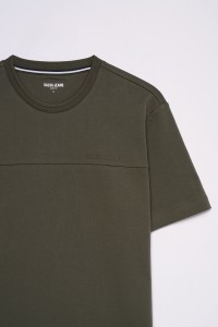 T-SHIRT COM BRANDING