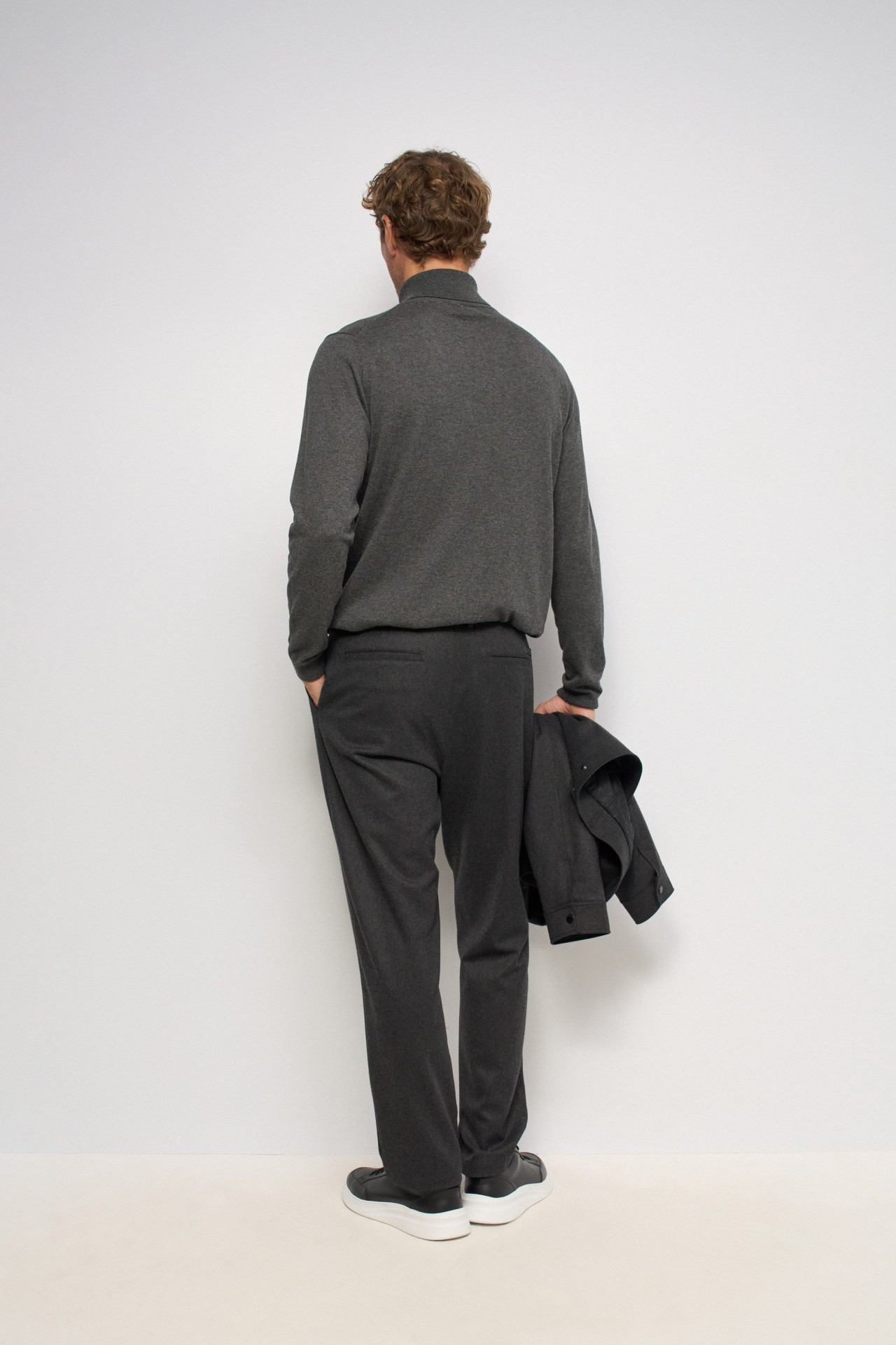 CHINO TROUSERS IN FABRIC