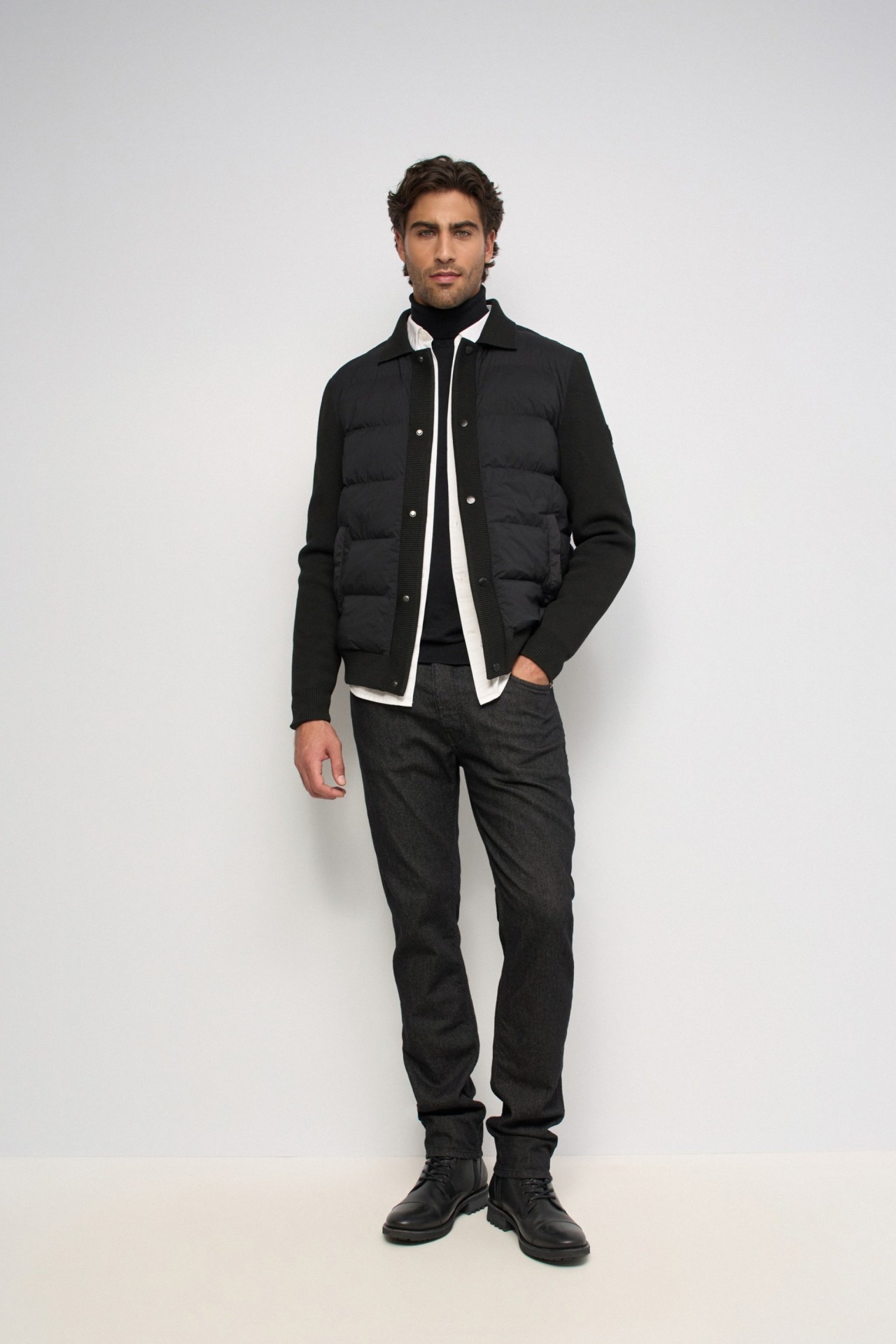 REGULAR FIT STAR CLUB JEANS