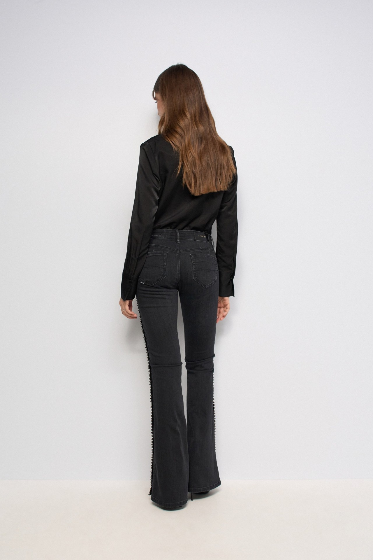 WONDER PUSH UP FLARE STAR CLUB JEANS