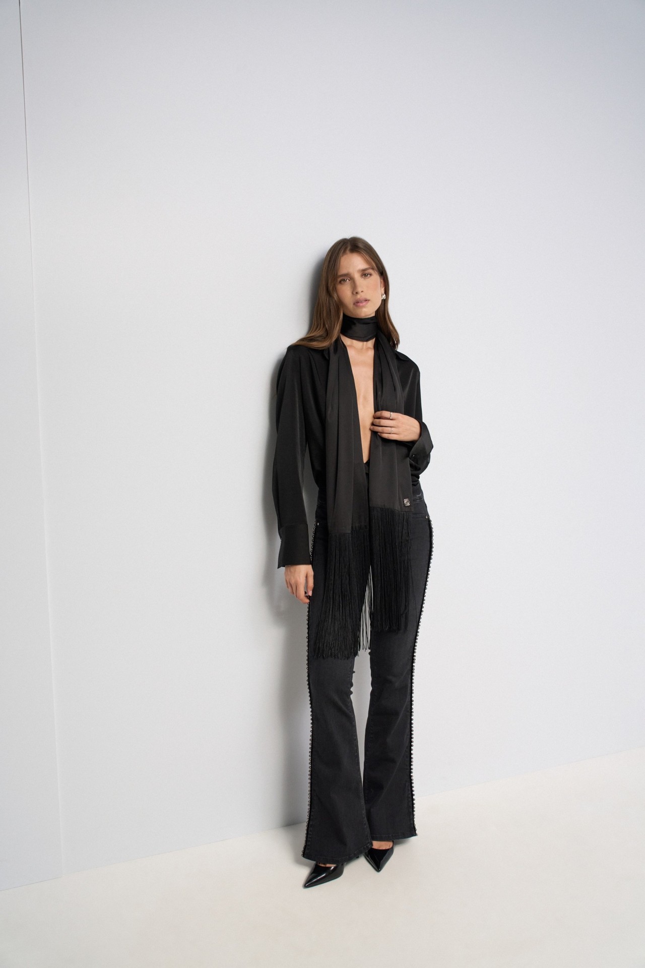 WONDER PUSH UP FLARE STAR CLUB JEANS