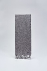 �CHARPE � FRANGES AVEC LAINE
