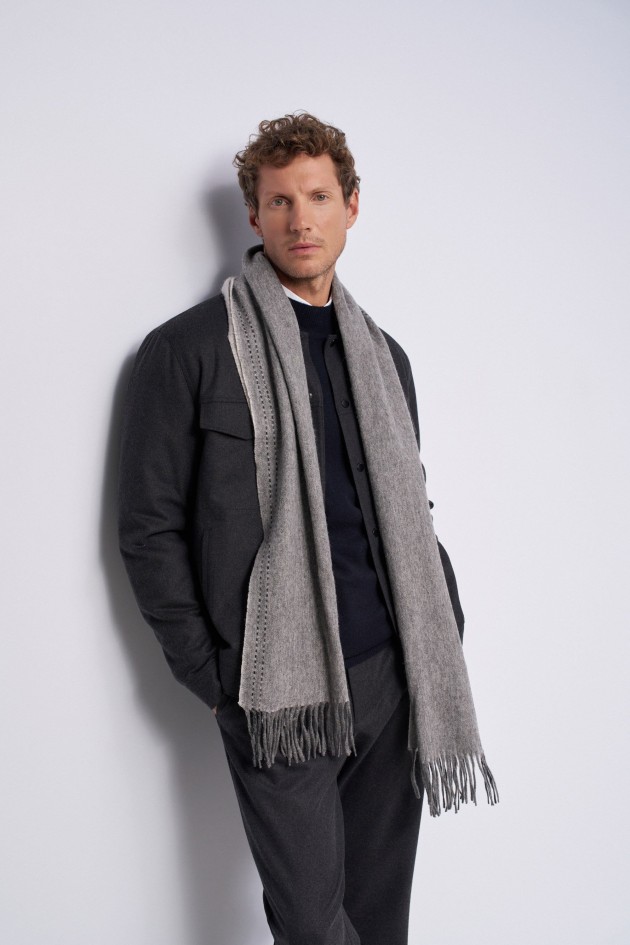 WOOL-BLEND FRINGED SCARF