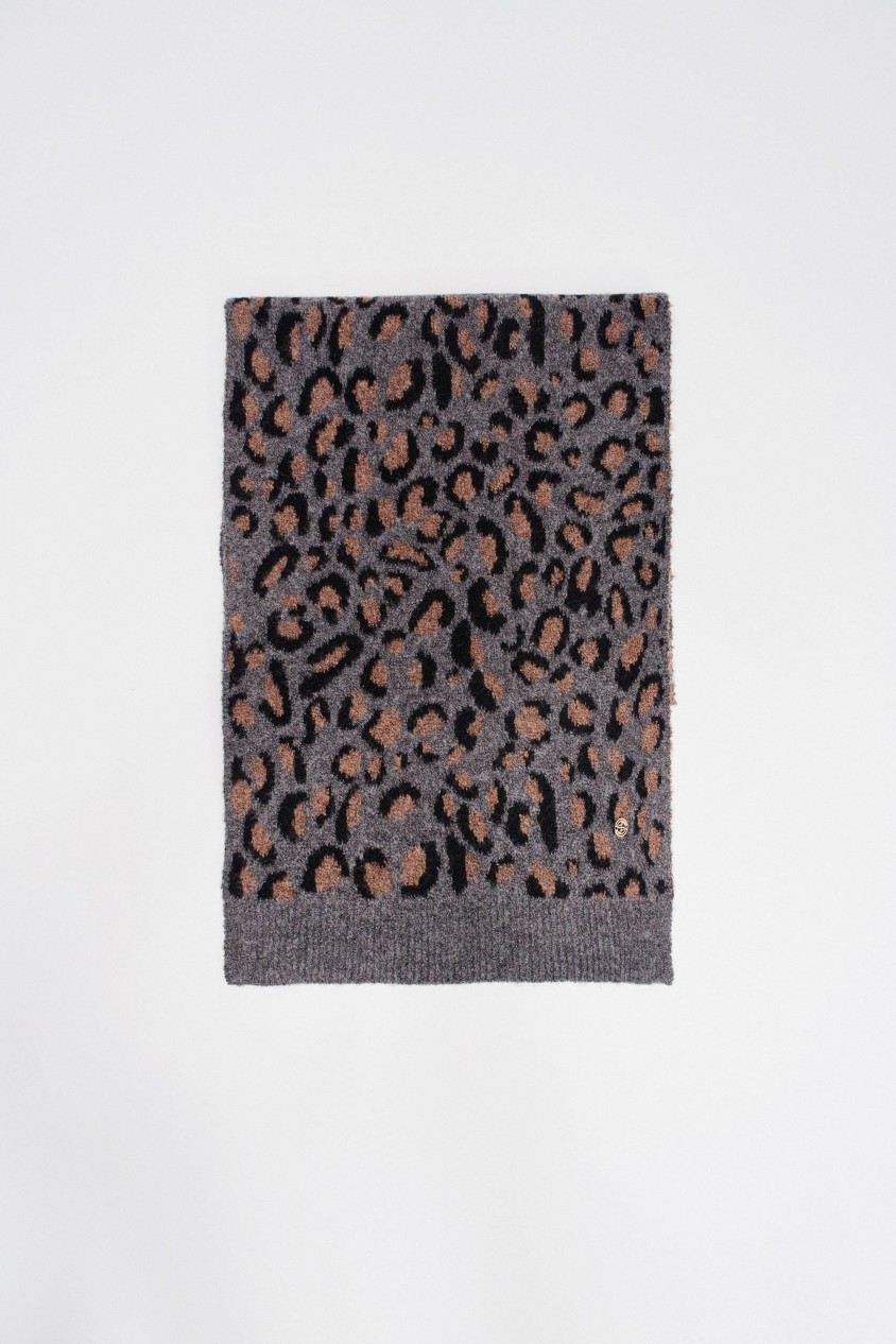 ANIMAL PRINT SCARF