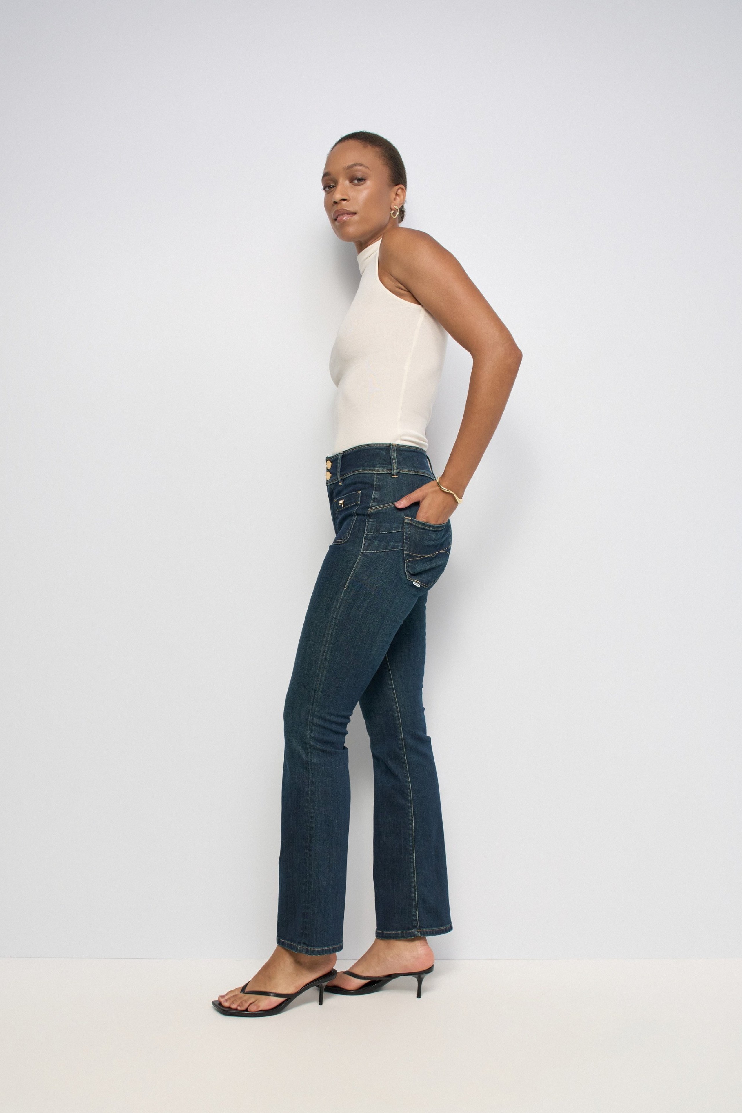 JEANS SECRET PUSH IN BOOTCUT