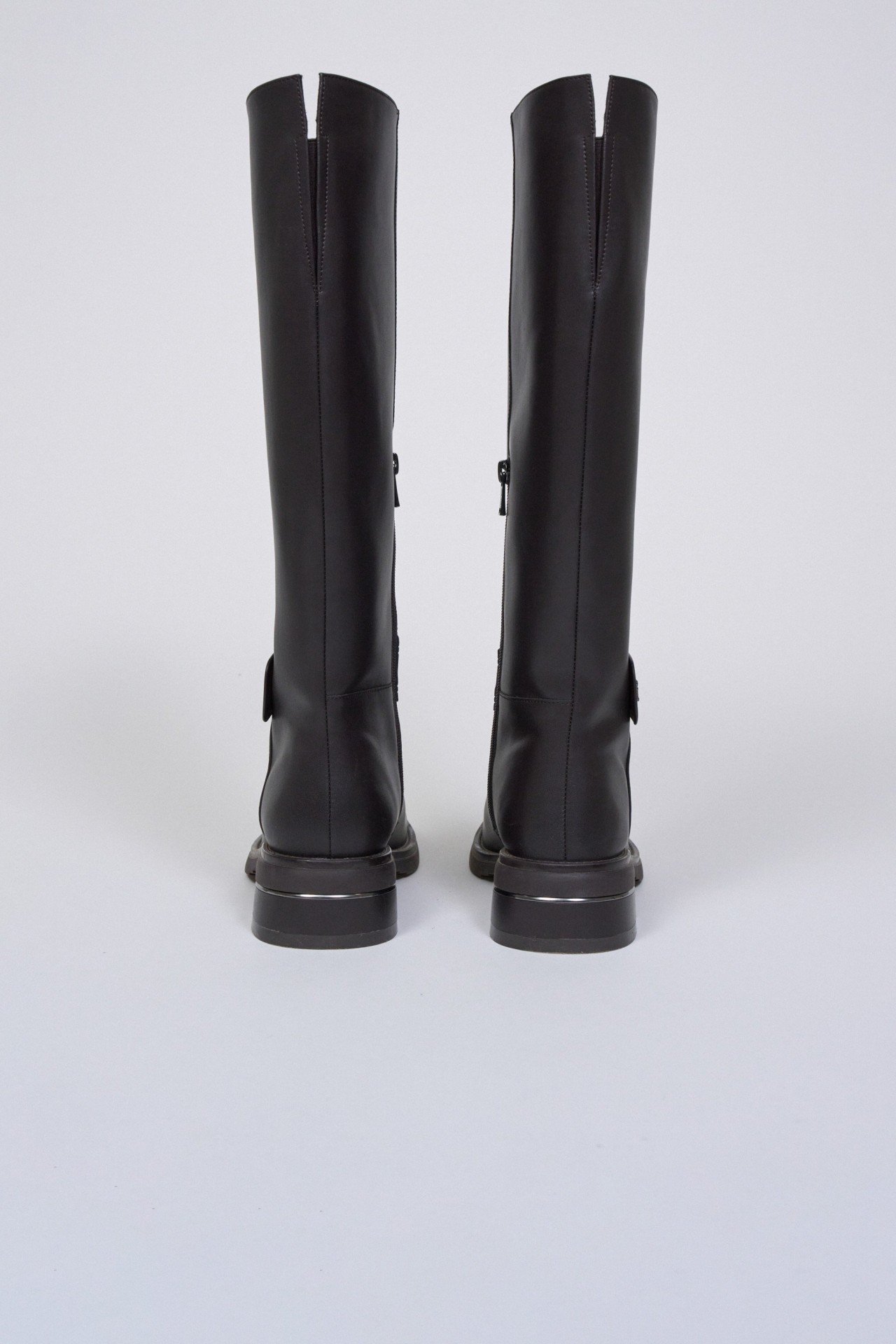 LEATHER KNEE-HIGH BOOTS