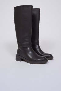 LEATHER KNEE-HIGH BOOTS