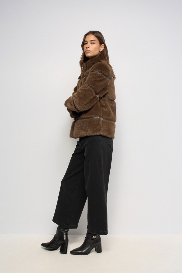 FUR COAT