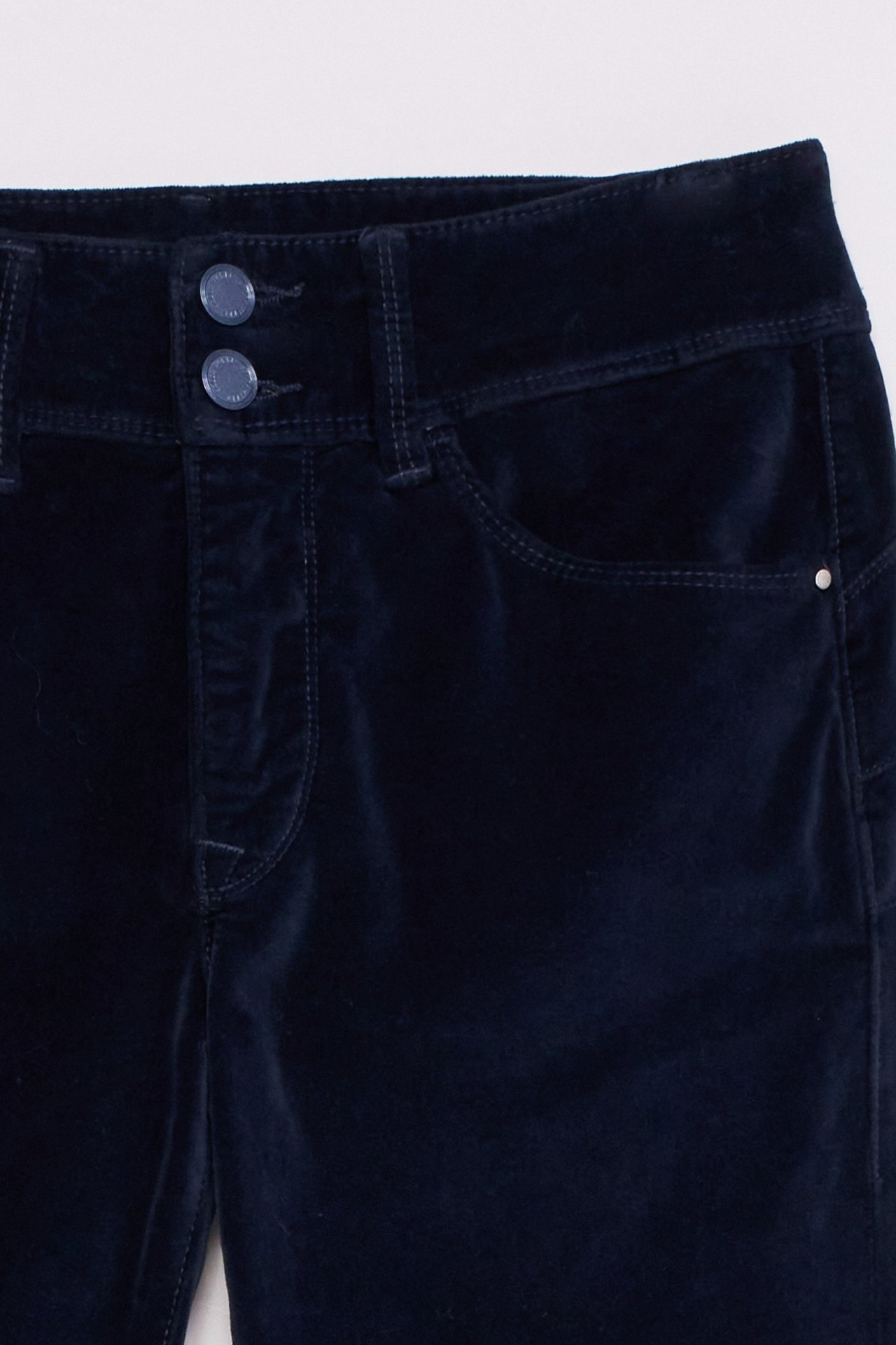 SECRET PUSH IN BOOTCUT JEANS VAN FLUWEEL