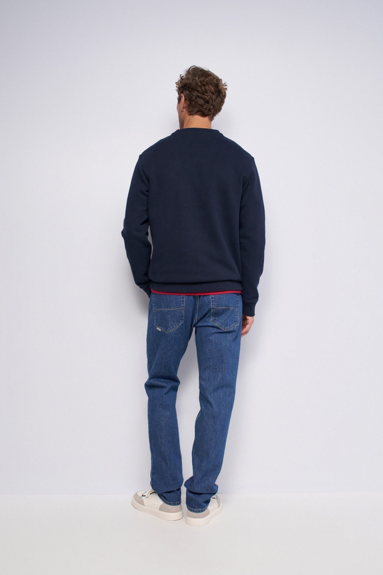 SWEATSHIRT WITH BRANDING
