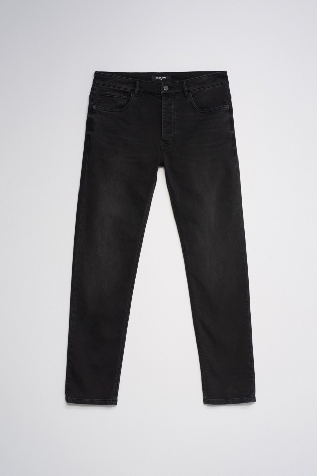 SLIM FIT JEANS