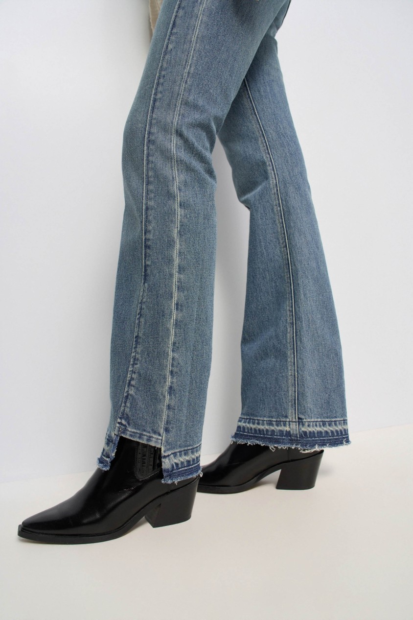 FAITH PUSH IN BOOTCUT JEANS