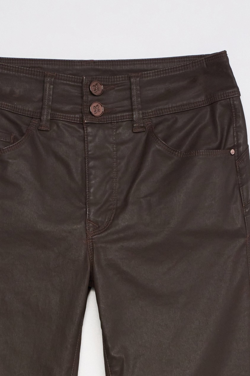 SECRET PUSH IN BOOTCUT COATED JEANS