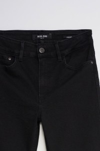 DESTINY PUSH UP STRAIGHT JEANS