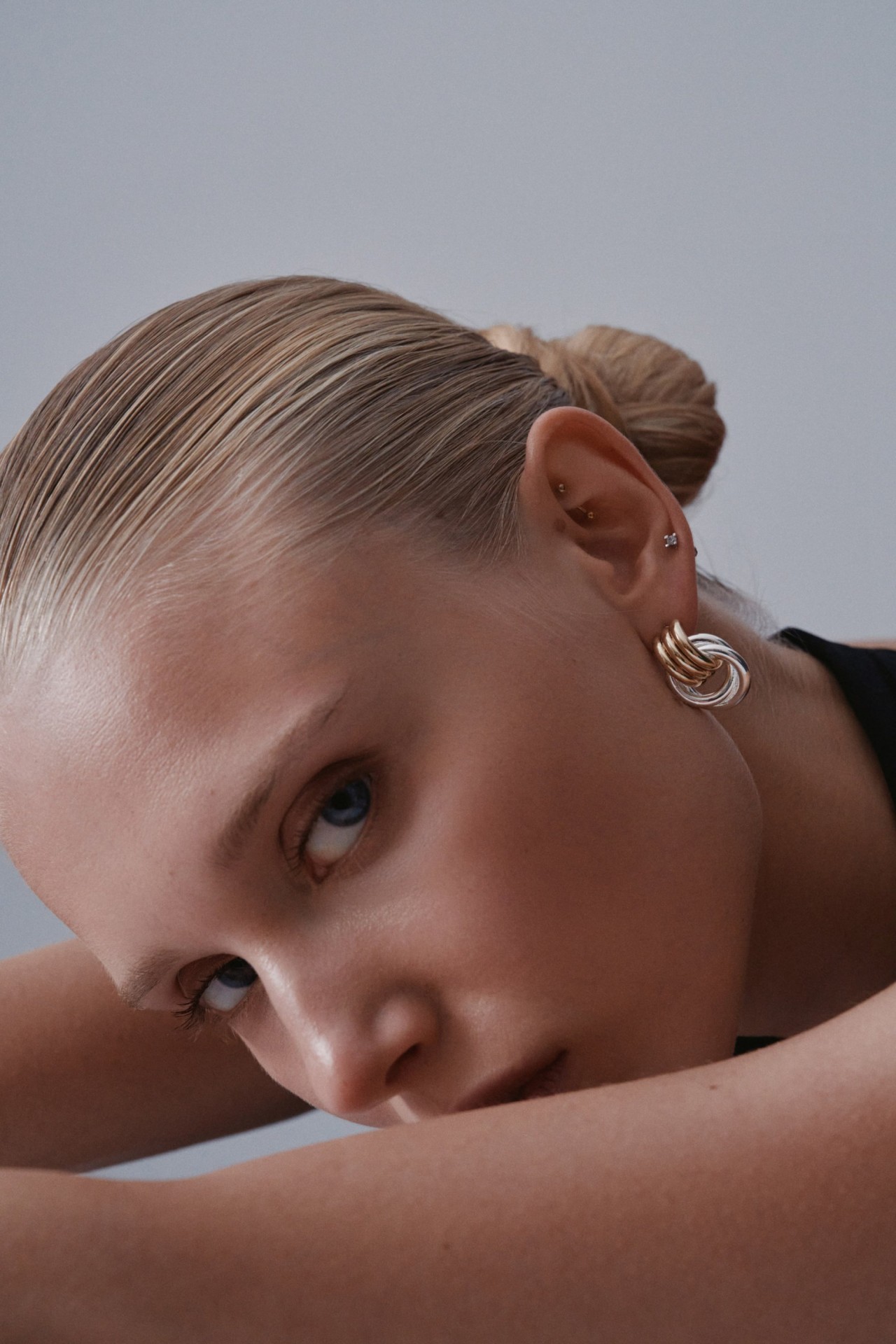 BOUCLES D?OREILLES CR�OLES AVEC PENDENTIFS