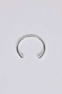 ADJUSTABLE BRACELET WITH SHINY DETAIL ADJUSTABLE BRACELET WITH SHINY DETAIL