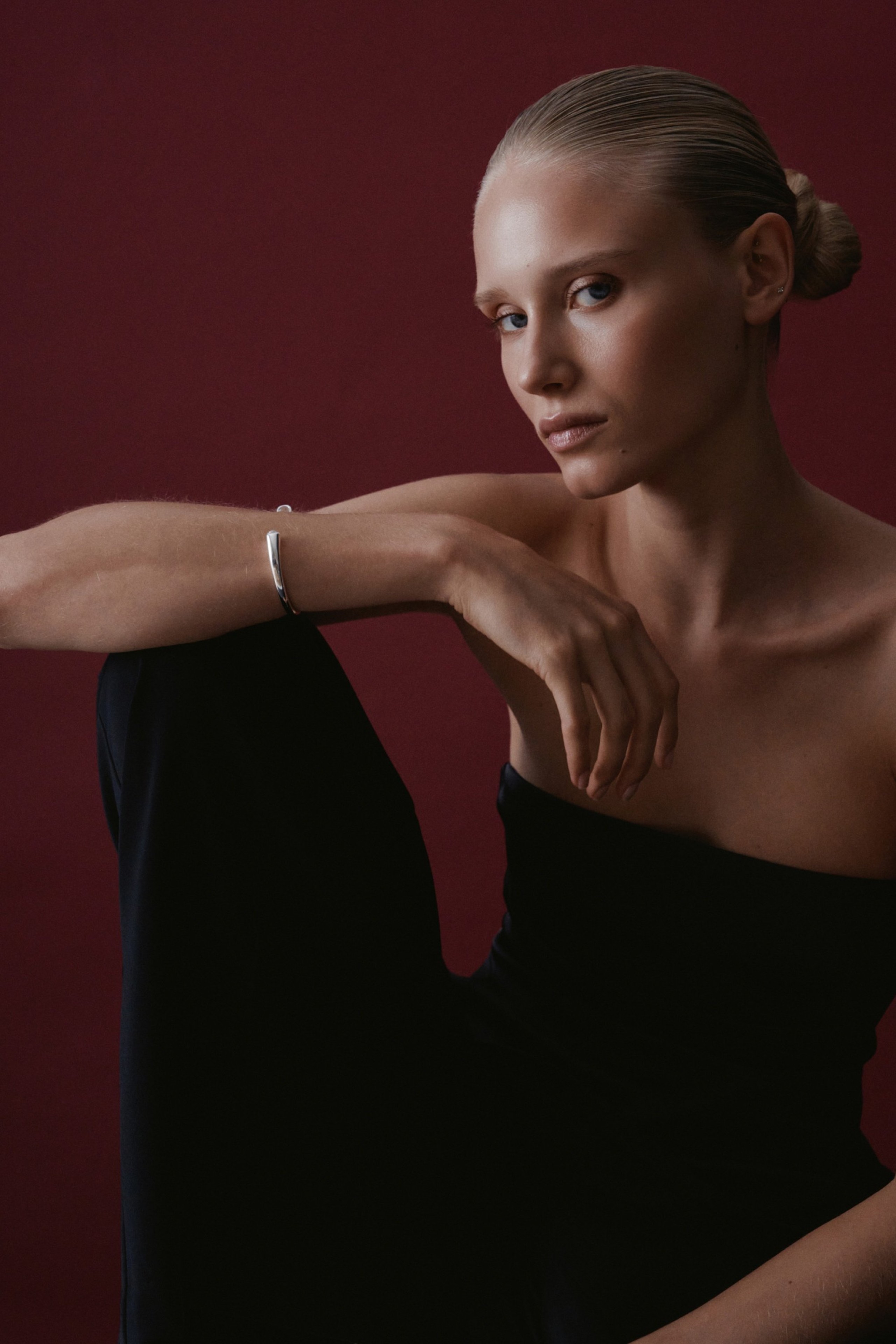 ADJUSTABLE BRACELET WITH SHINY DETAIL