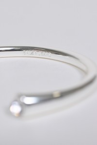 ADJUSTABLE BRACELET WITH SHINY DETAIL ADJUSTABLE BRACELET WITH SHINY DETAIL