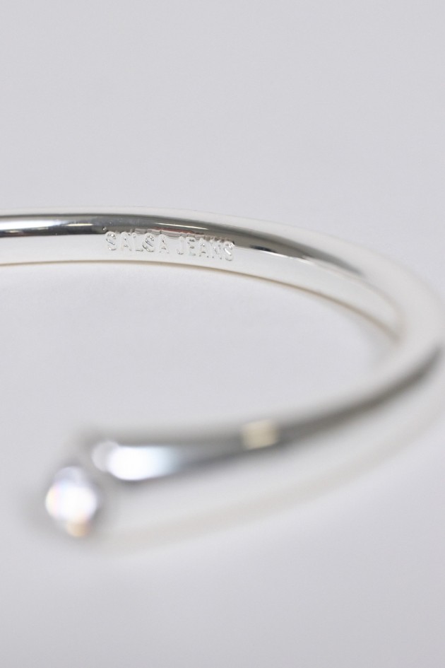 ADJUSTABLE BRACELET WITH SHINY DETAIL