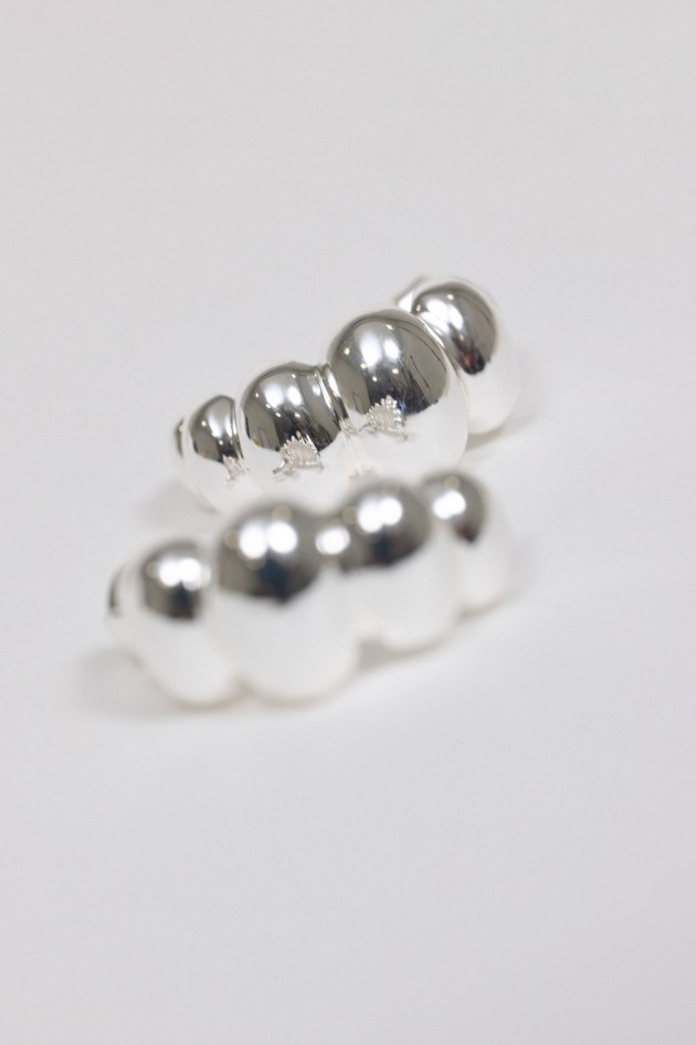 EMBOSSED HOOP EARRINGS