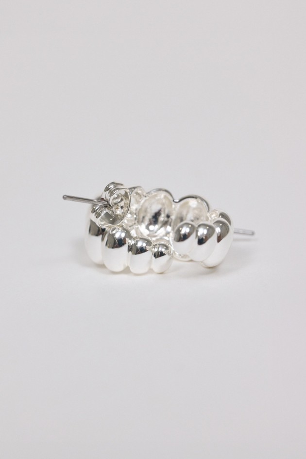 EMBOSSED HOOP EARRINGS