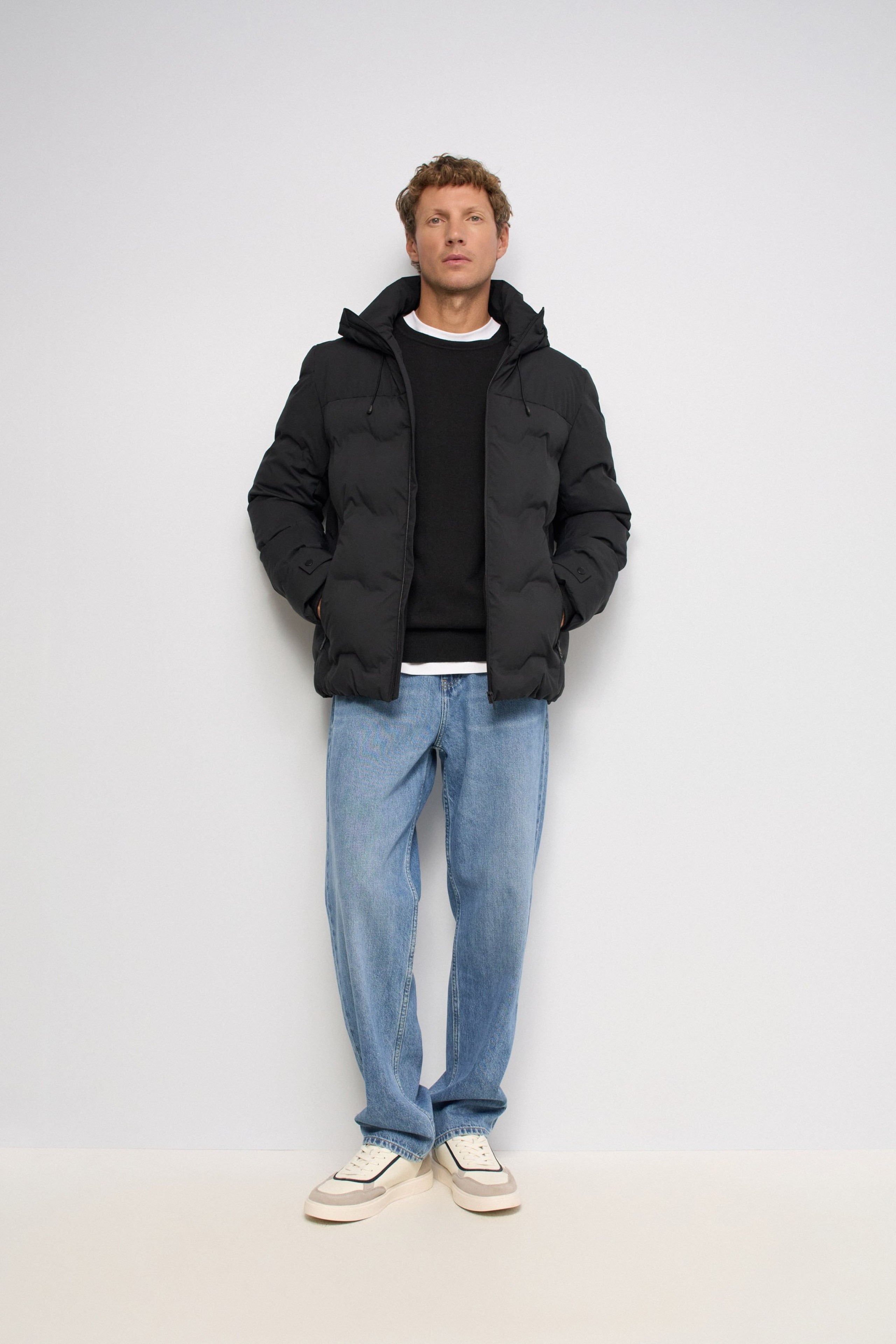 PUFFERJACKE MIT KAPUZE
