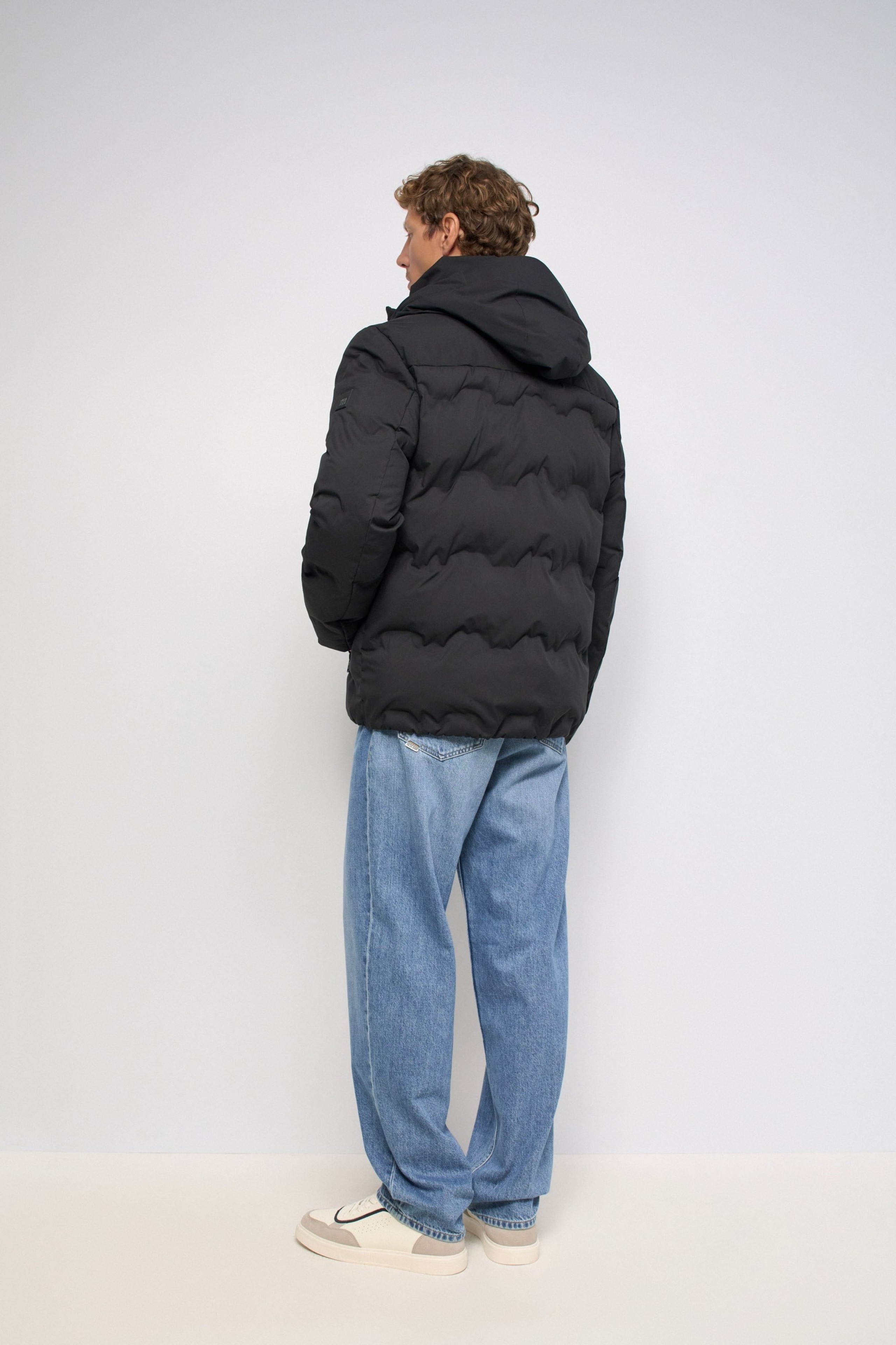 PUFFERJACKE MIT KAPUZE