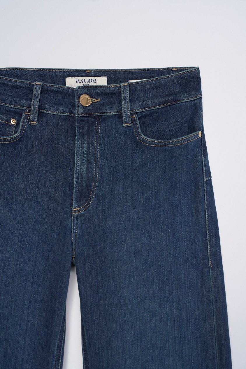 DESTINY PUSH UP STRAIGHT JEANS