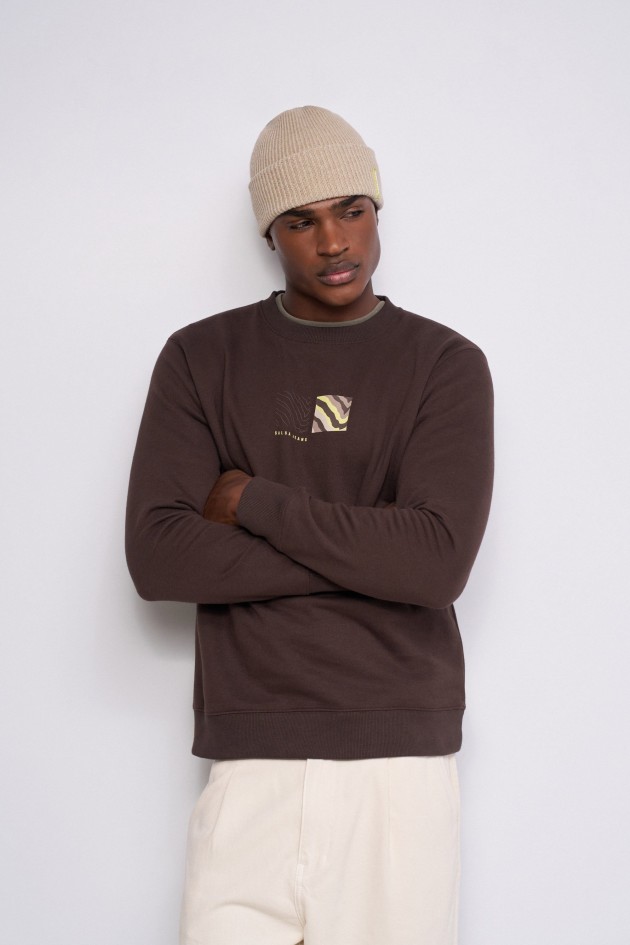 KNITTED BEANIE