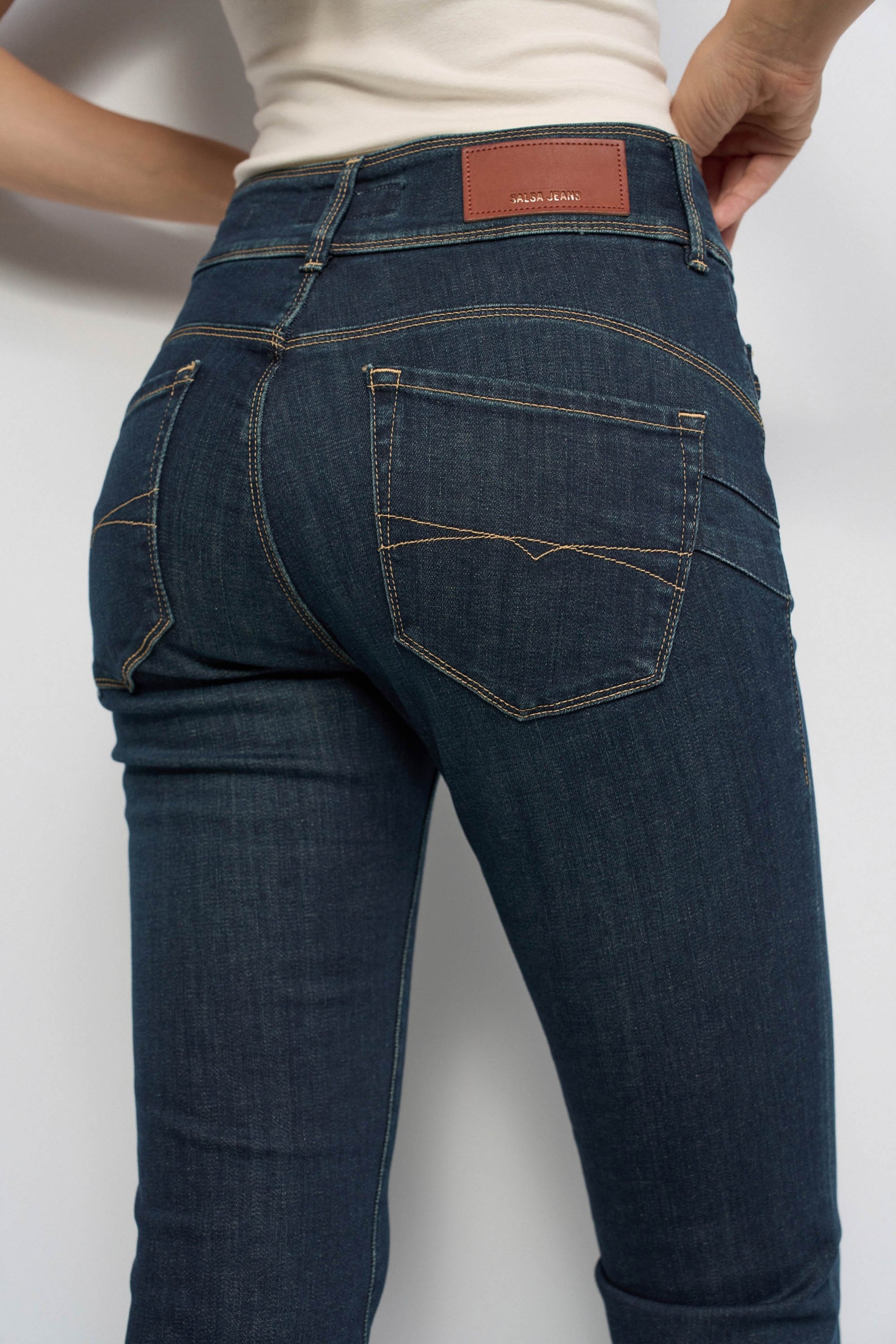 JEAN SECRET PUSH IN BOOTCUT