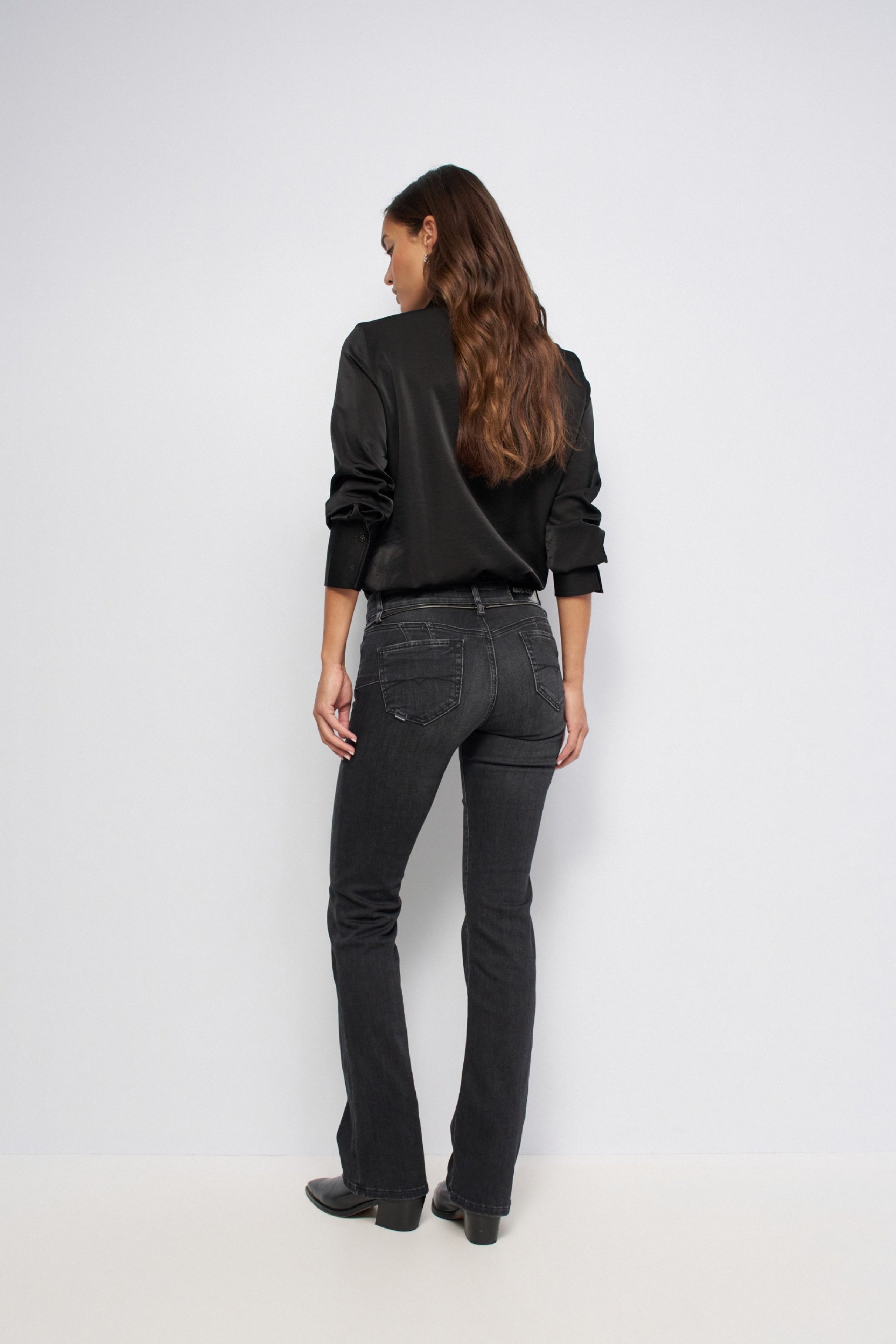 WONDER PUSH UP BOOTCUT JEANS