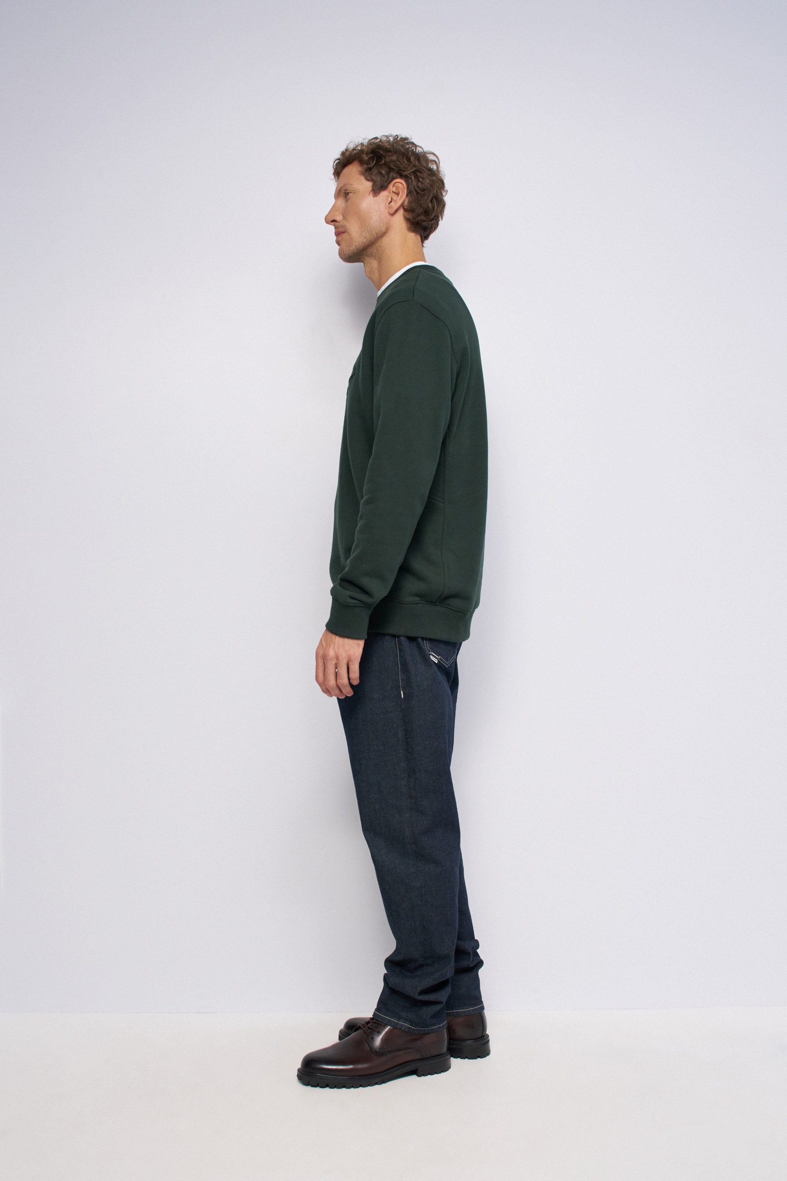 BRANDED SWEATSHIRT