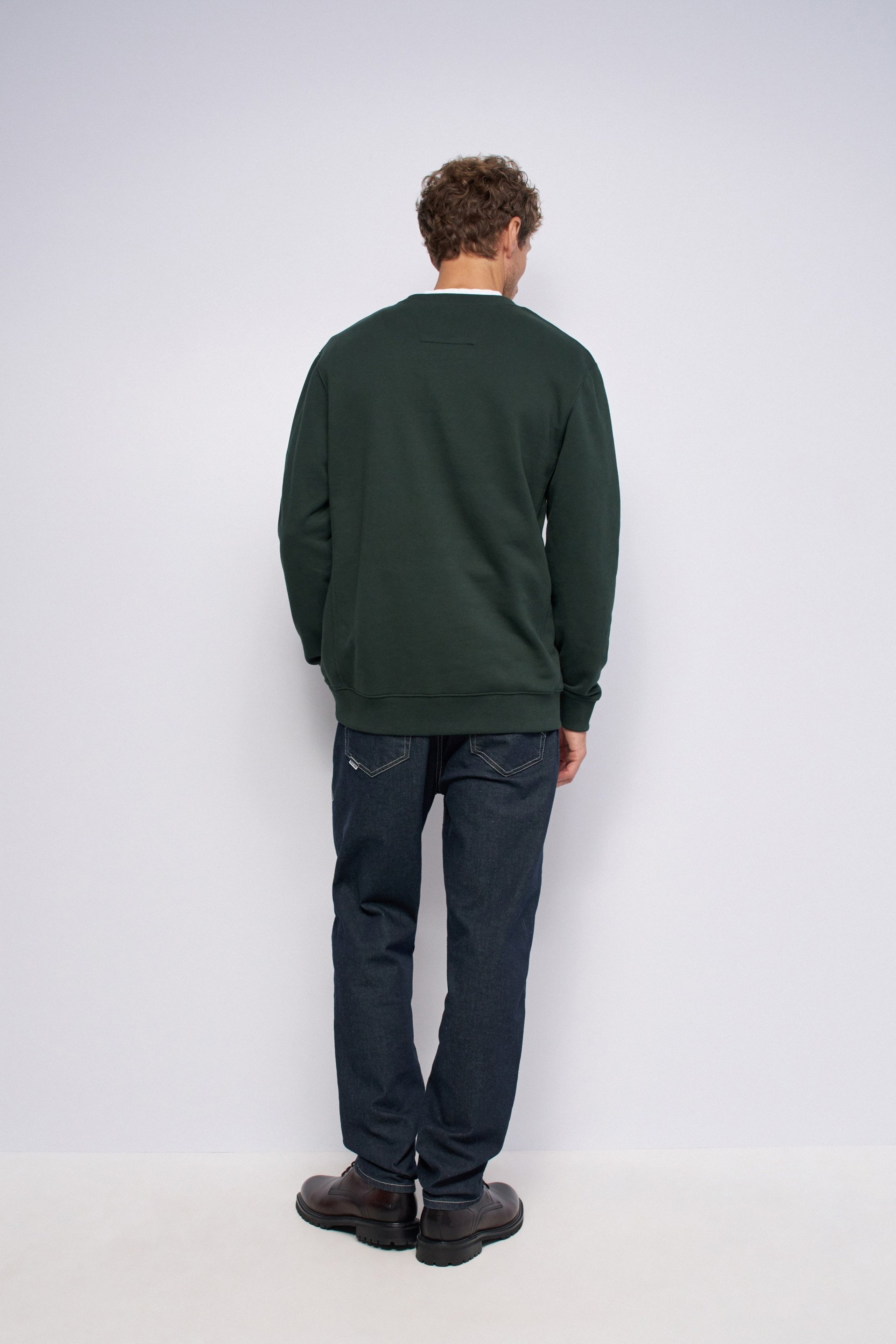BRANDED SWEATSHIRT