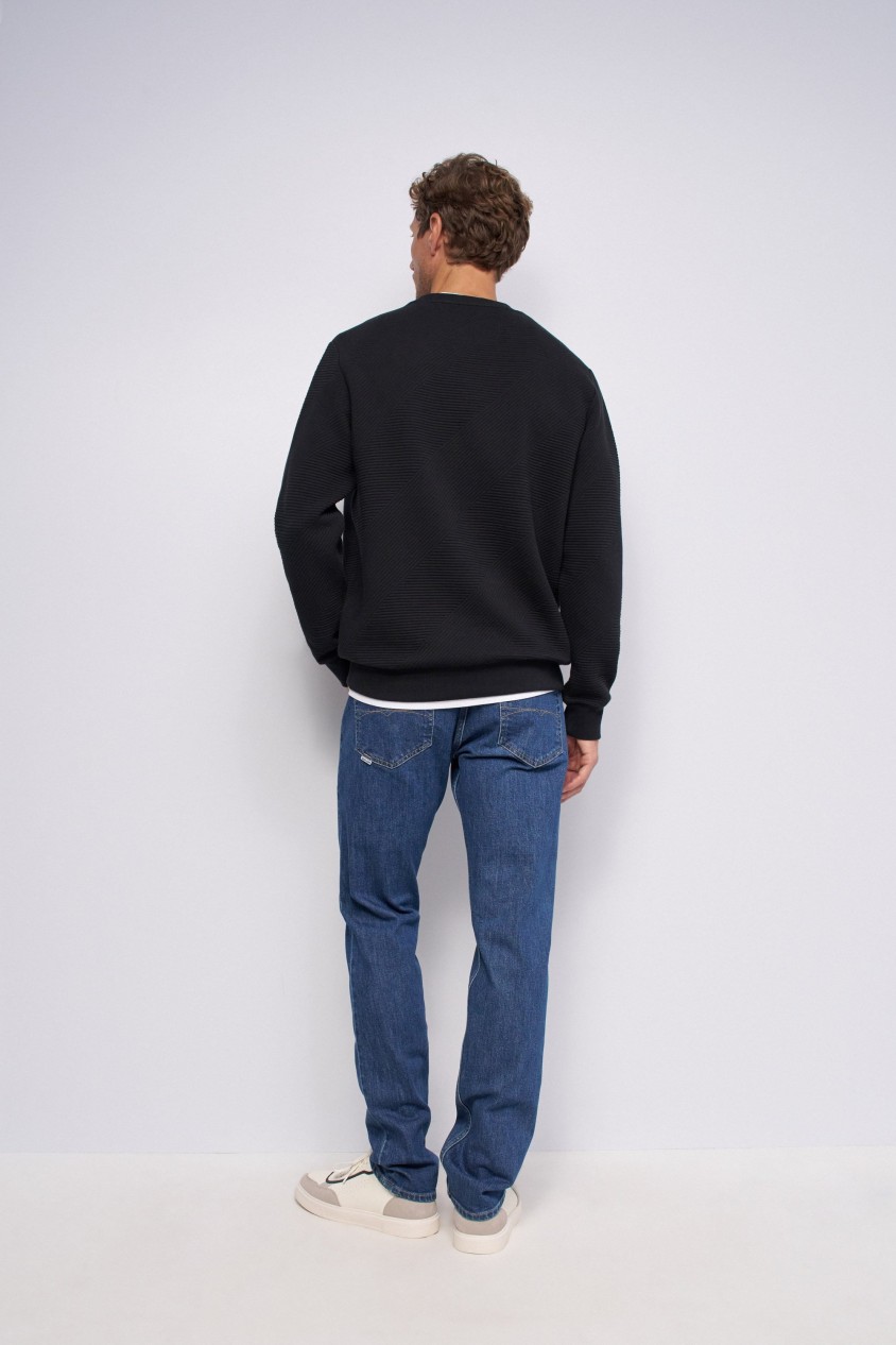 SWEATSHIRT MIT RELIEF