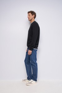 SUDADERA CON RELIEVE