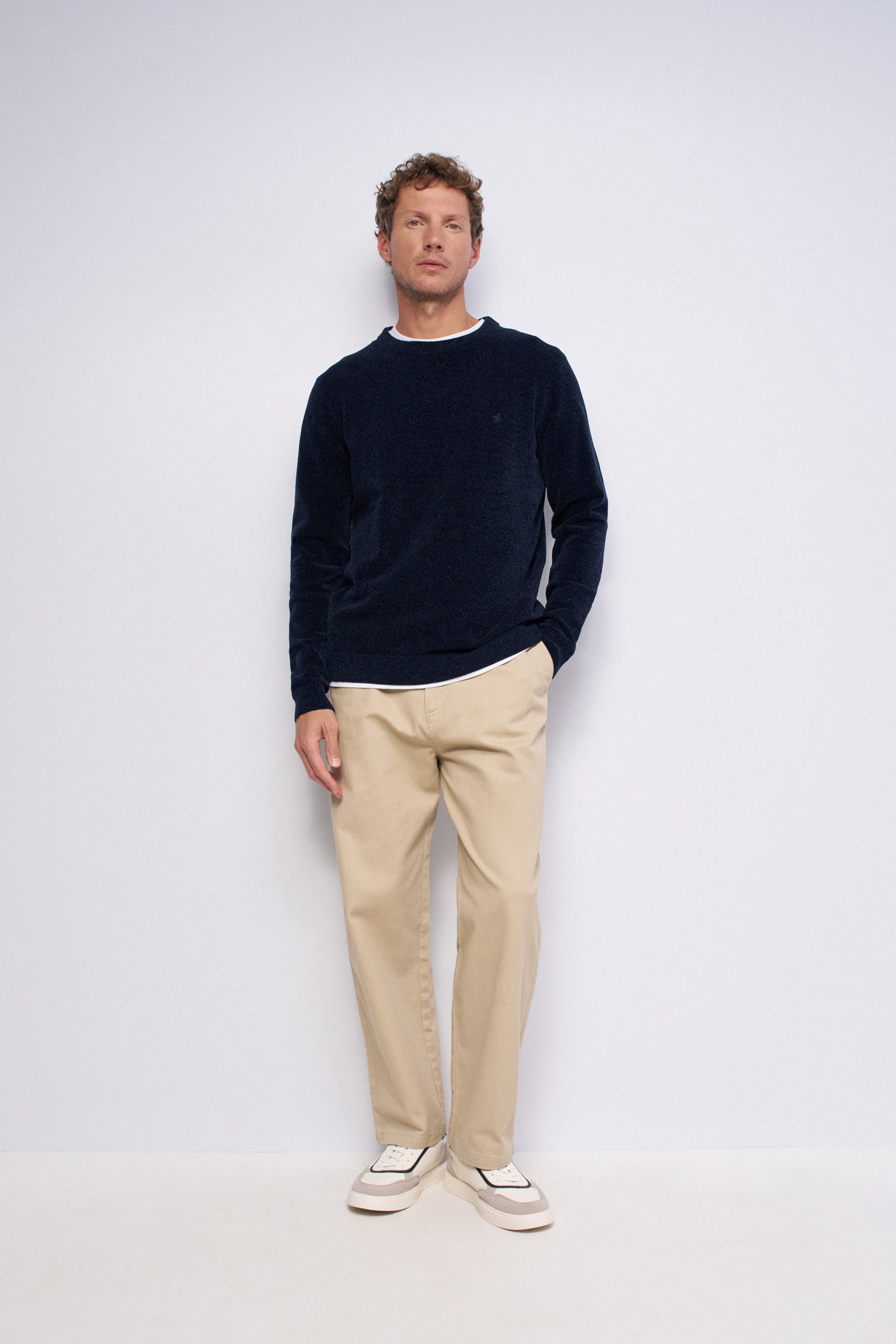 VELVET-EFFECT JUMPER