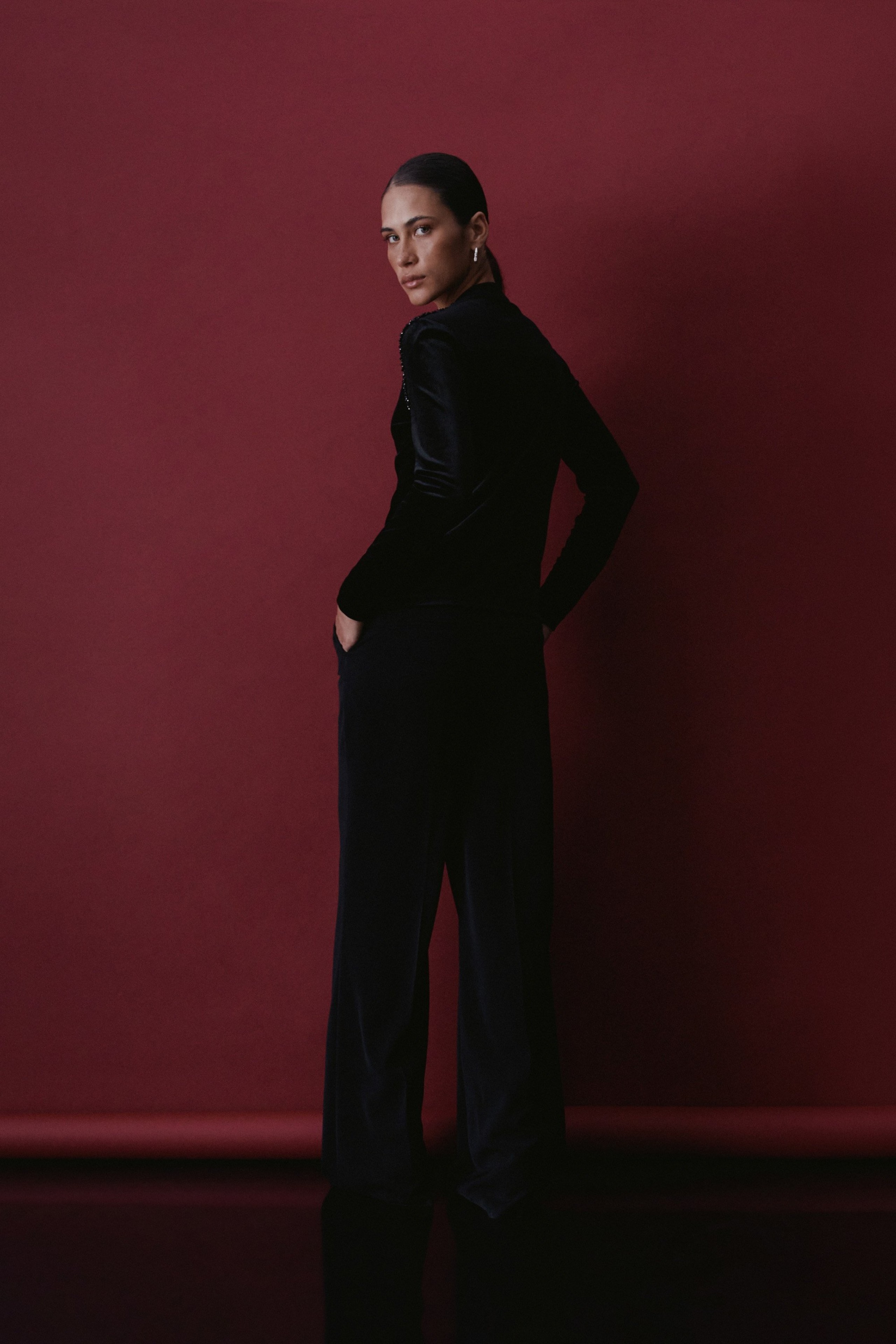 SAMT-TOP MIT TRANSPARENTEN DETAILS