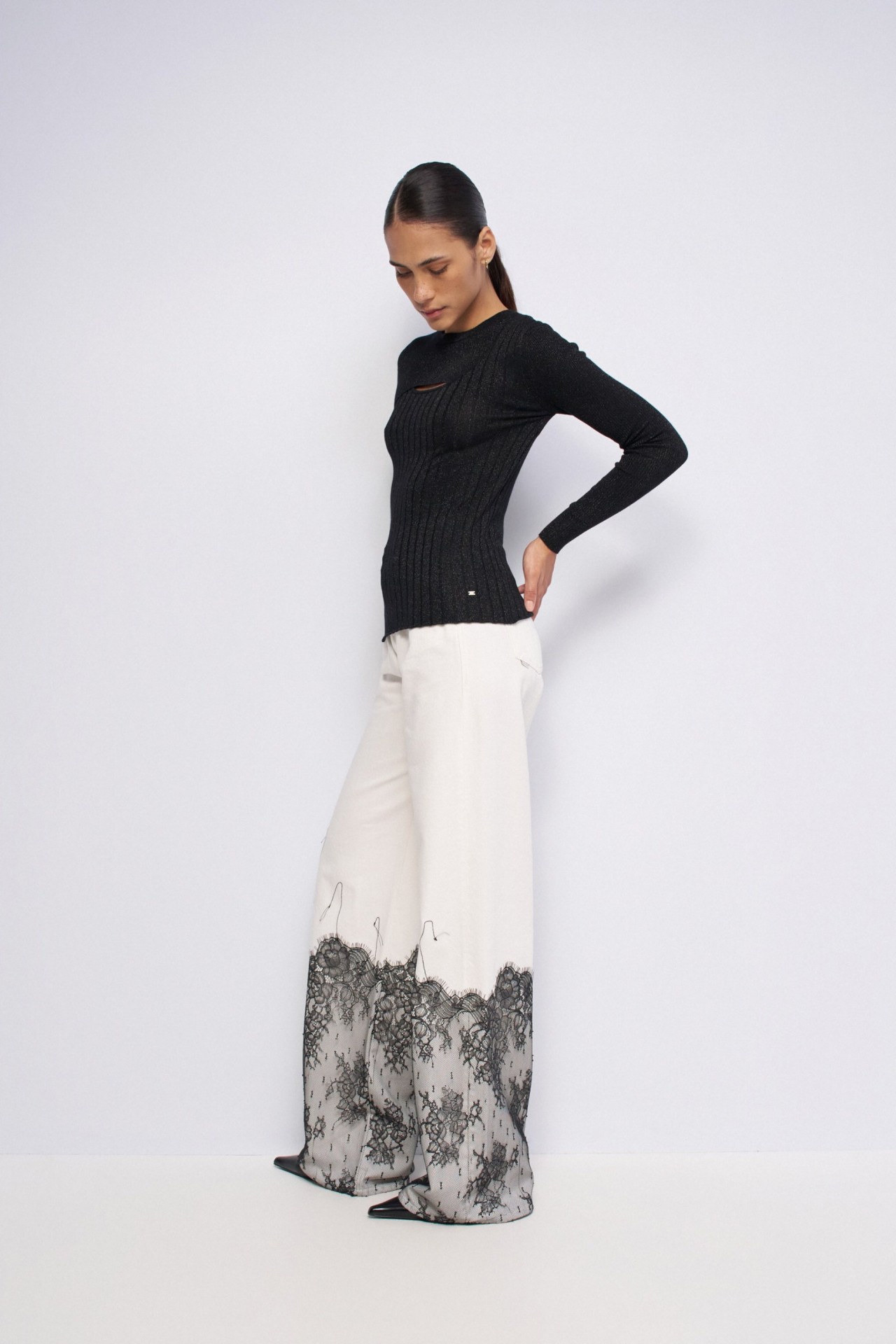 FEINSTRICKPULLOVER MIT LUREX