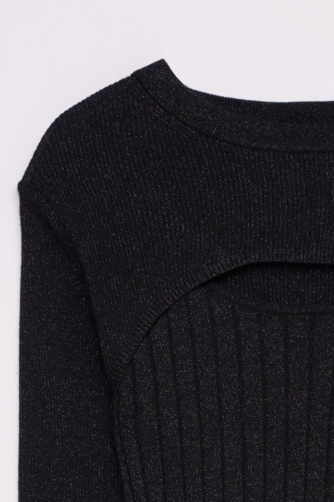 FEINSTRICKPULLOVER MIT LUREX